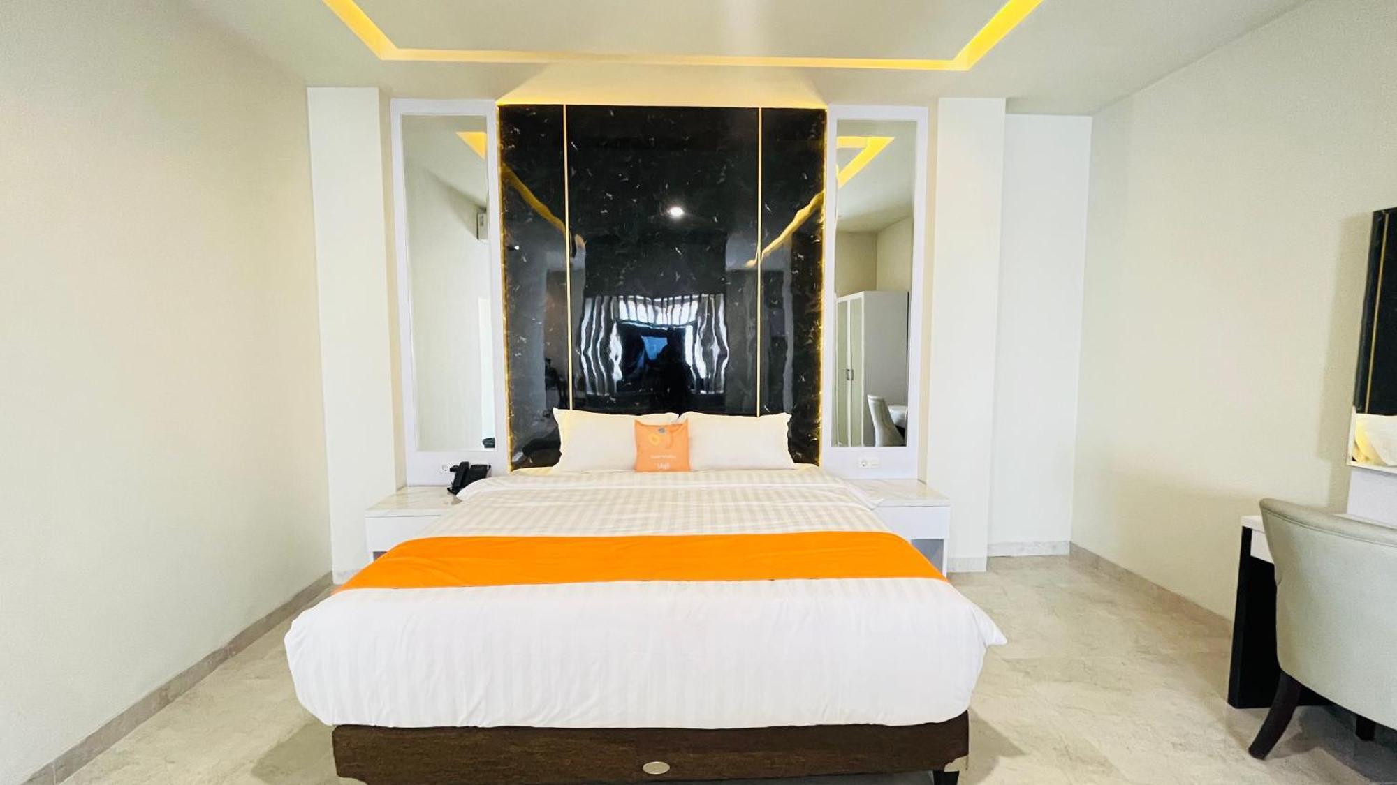 Sans Hotel 88 Andalan Surabaya By Reddoorz Buitenkant foto