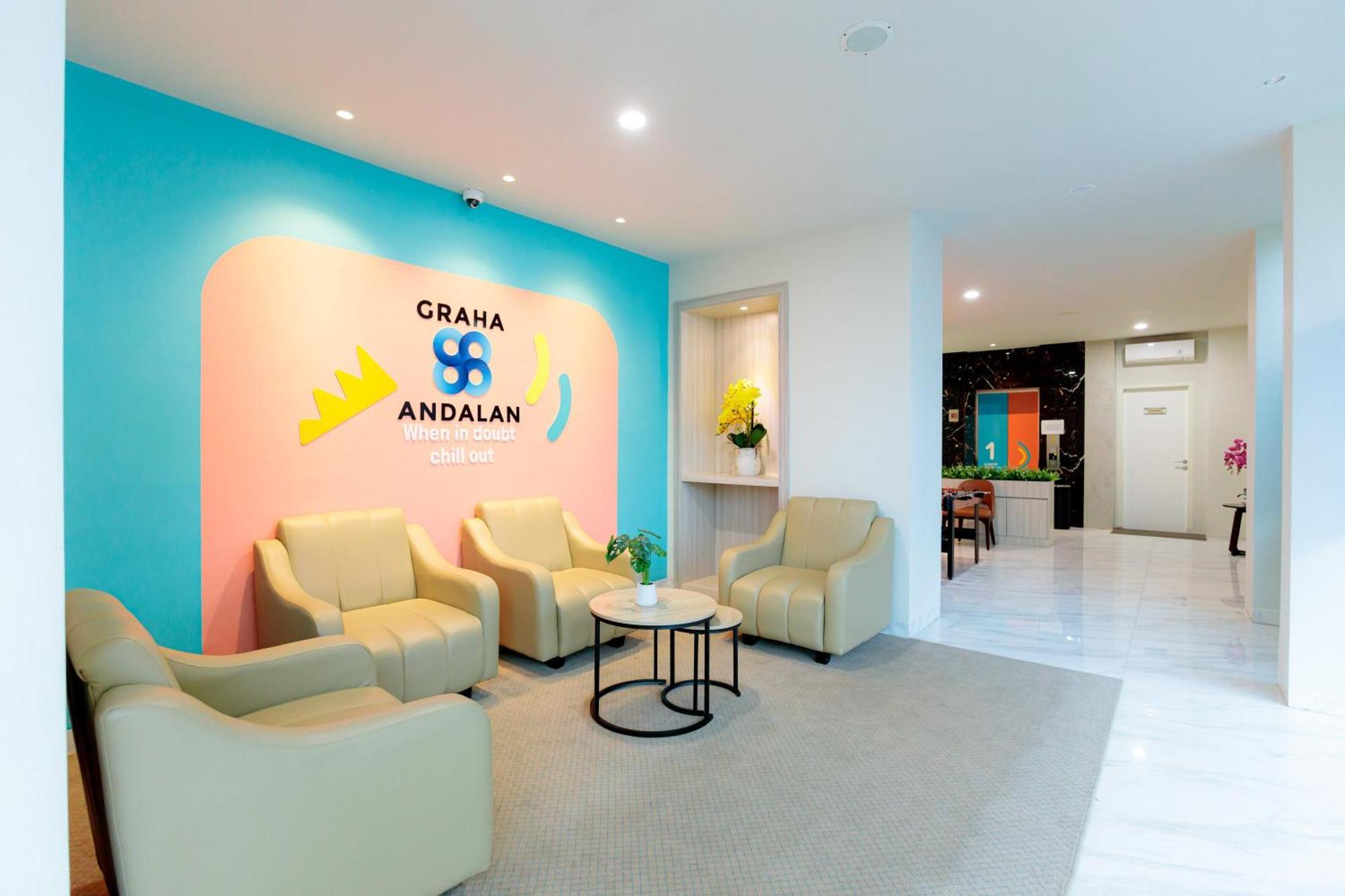 Sans Hotel 88 Andalan Surabaya By Reddoorz Buitenkant foto