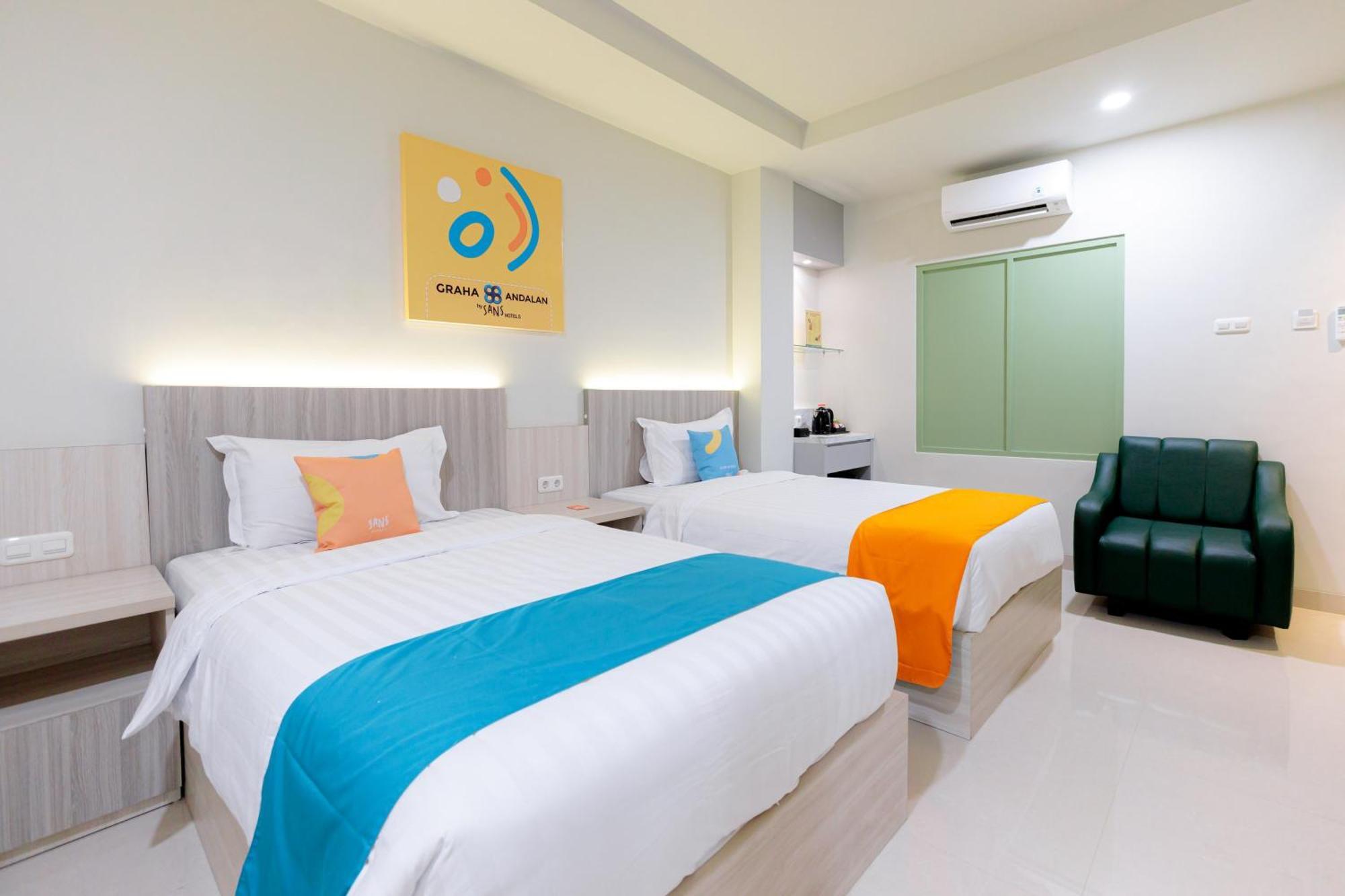 Sans Hotel 88 Andalan Surabaya By Reddoorz Buitenkant foto