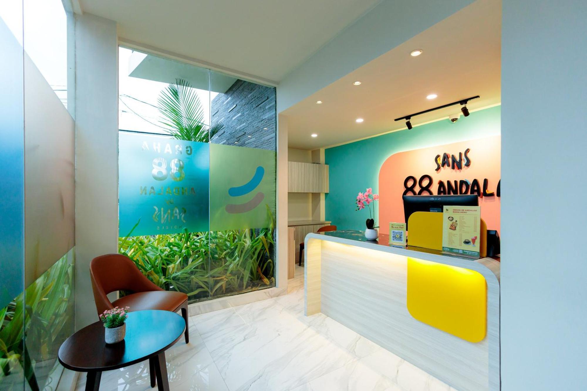 Sans Hotel 88 Andalan Surabaya By Reddoorz Buitenkant foto