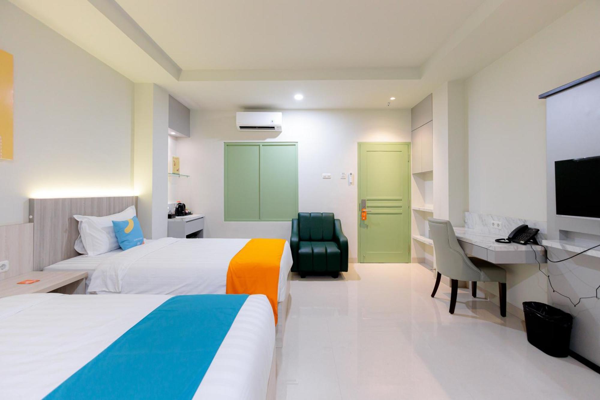 Sans Hotel 88 Andalan Surabaya By Reddoorz Buitenkant foto