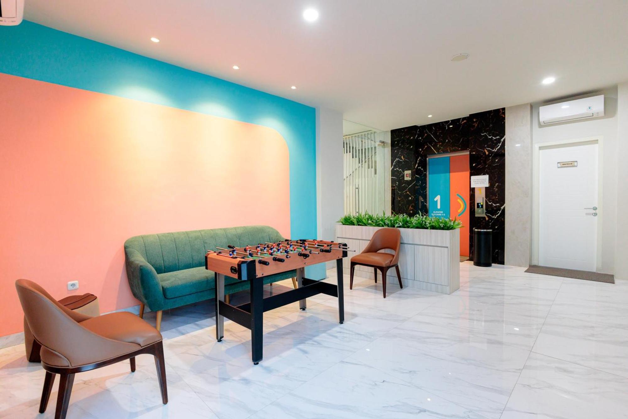 Sans Hotel 88 Andalan Surabaya By Reddoorz Buitenkant foto