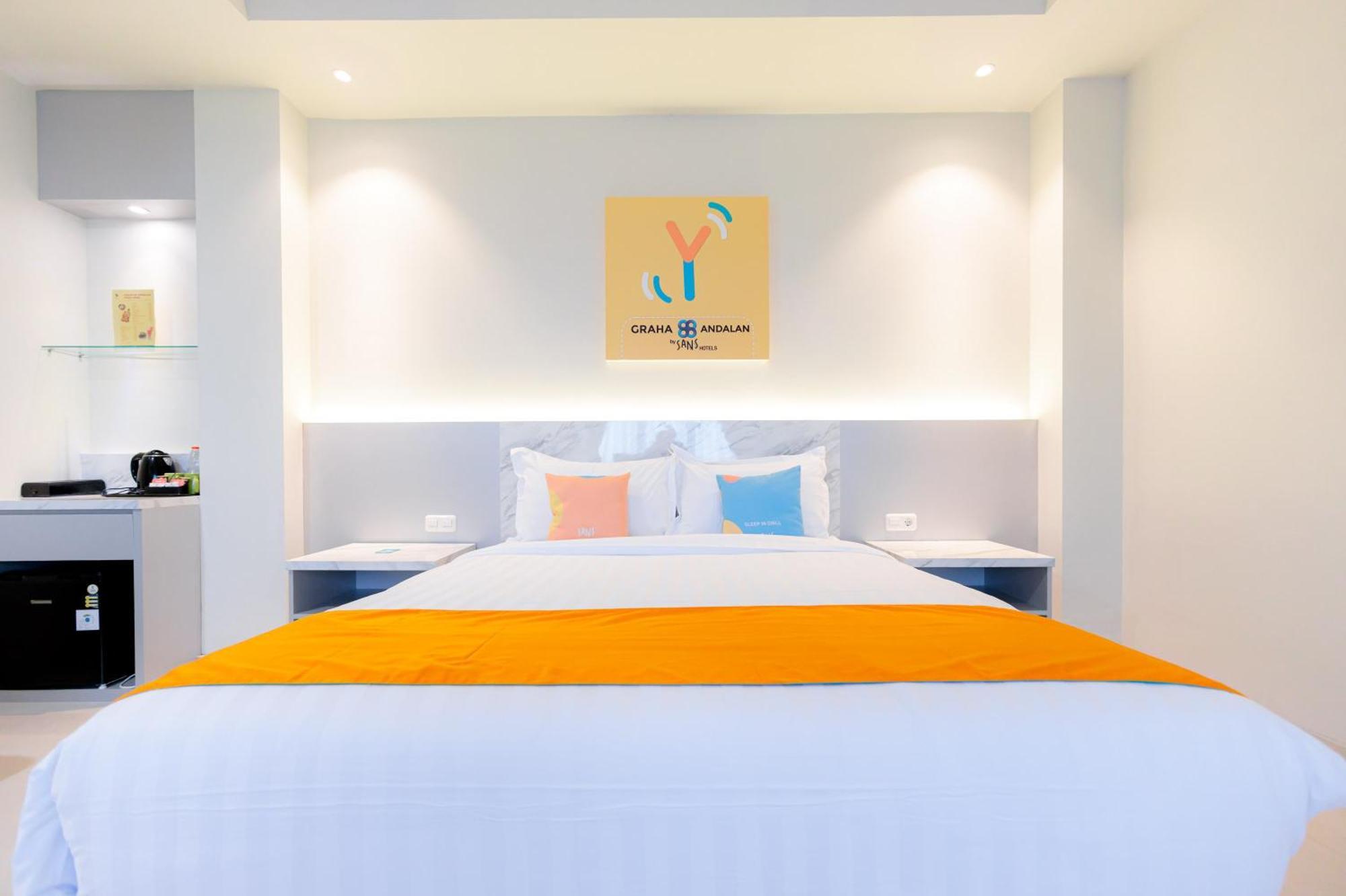 Sans Hotel 88 Andalan Surabaya By Reddoorz Buitenkant foto