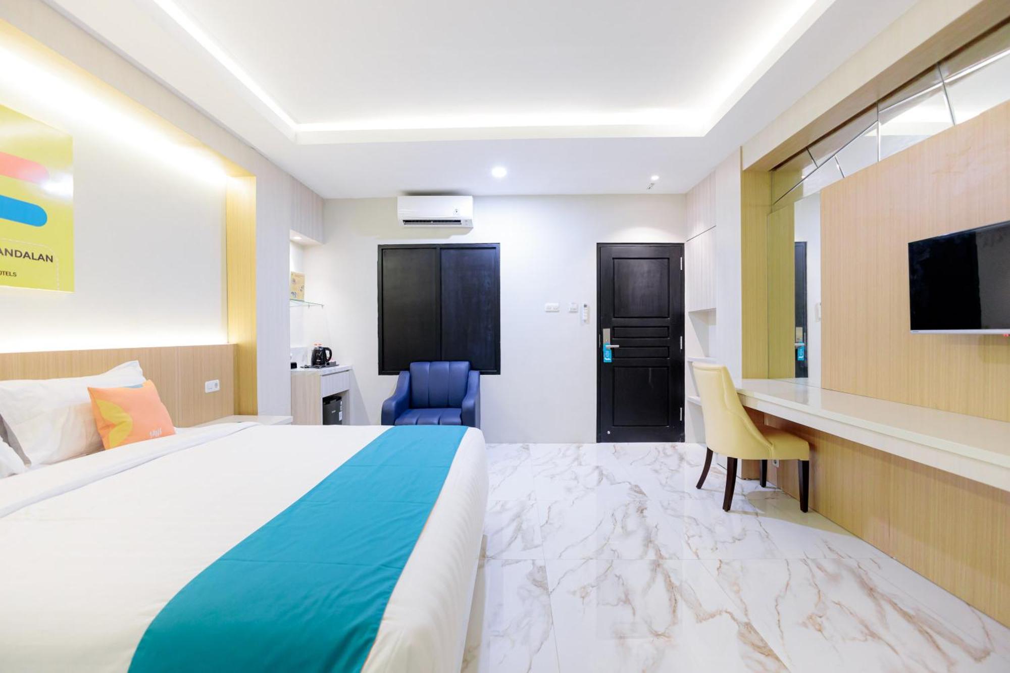 Sans Hotel 88 Andalan Surabaya By Reddoorz Buitenkant foto